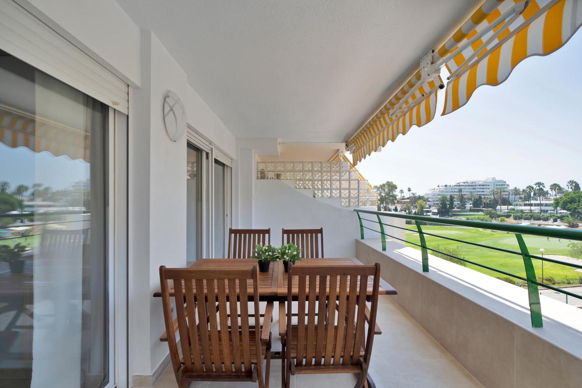 Xallas Golfside Apartment Marbella